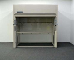 8' Labconco Walk-In Laboratory Fume Hood (H043)