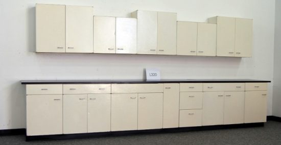 15' St. Charles Cabinets w/ 14' Wall Units - Image 8