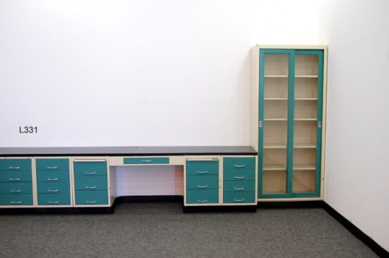 20′ Laboratory Cabinets w/ Desk Areas - Image 6