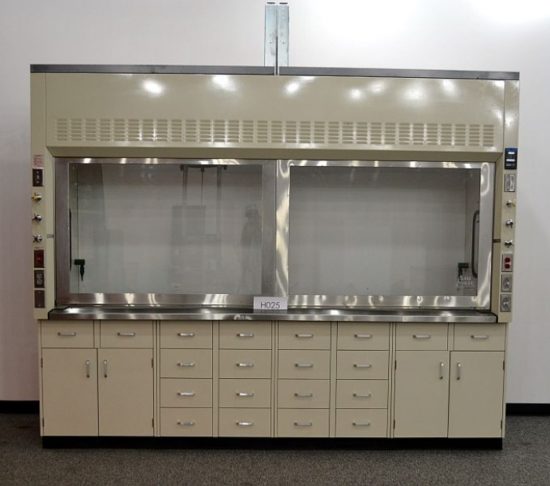10' Mott Fume Hood - Image 3