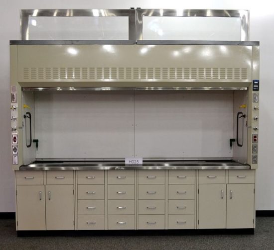 10' Mott Fume Hood - Image 5