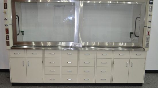 10' Mott Fume Hood - Image 8