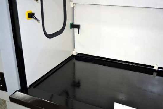 5′ Hamilton Scientific SafeAire w/ Expoxy Work Surface - Image 13
