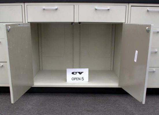 19' Laboratory Cabinets - Image 2