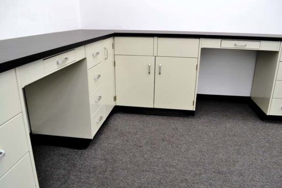 34' Mott Cabinets (L356) - Image 10
