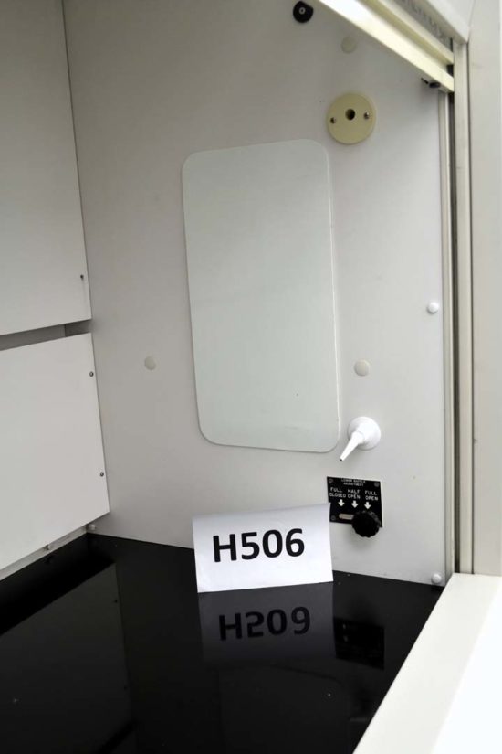 4' Kewaunee Fume Hood - Image 7