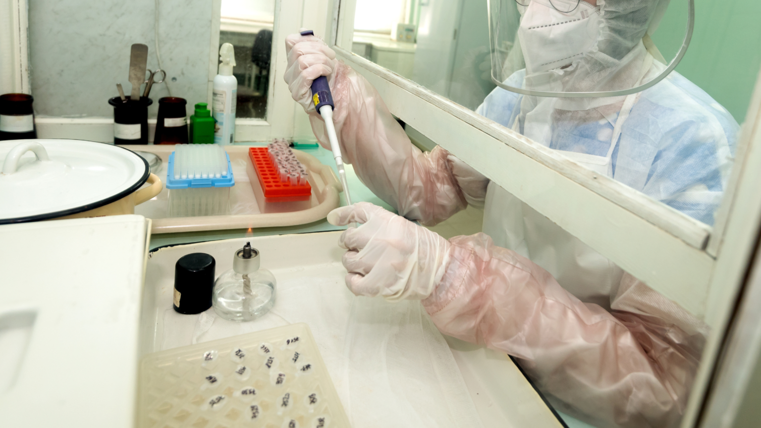 Common Problems with Fume Hoods in Laboratories National Laboratory Sales